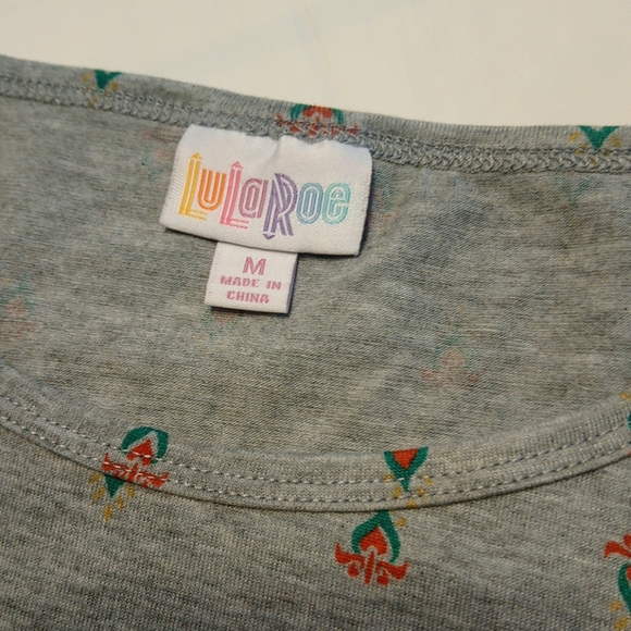 LuLaRoe Nwot women's Medium printed gray - Picture 3 of 6